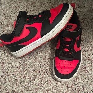 Nike Court Borough Low Kids Black and Red Sneakers